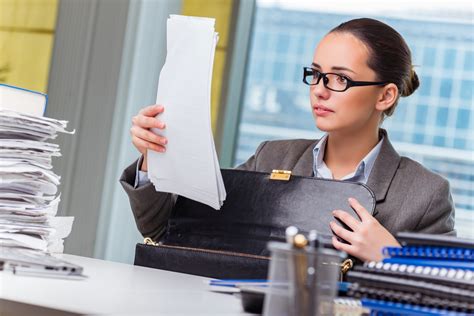 What is the Federal Employees Compensation Act? - distribution of compensation in employees compensation act