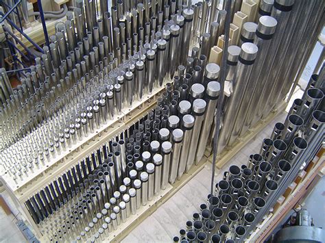 How Pipe Organs Work 的图像结果