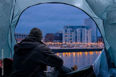 Homeless Person 的图像结果