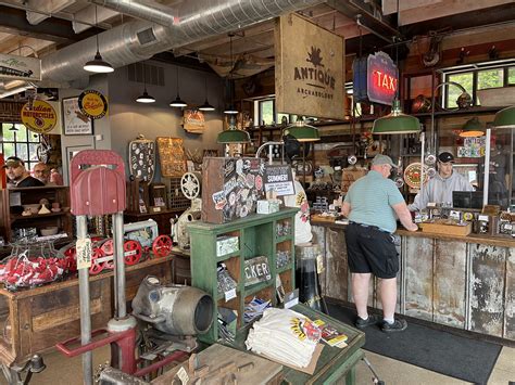 What is Mike Wolfe's store: Antique Archaeology? | The US Sun