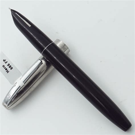Hero 565 Black Color Body With Silver Cap Fine Nib Rubbersac Model ...