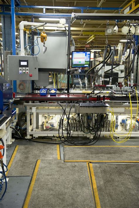 Manufacturing Work Station Vector Sample 的图像结果