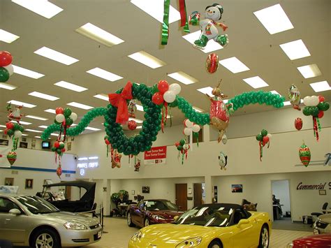 Christmas Car Dealership Decorations