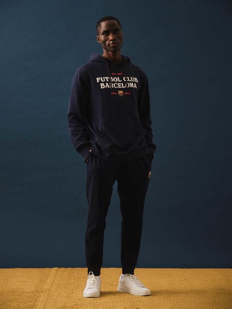 Navy Blue Sweatpants with Barça Crest – Barça Official Store Spotify ...