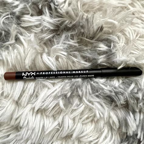 nyx lip liner shade cold brew -used once -like... - Depop