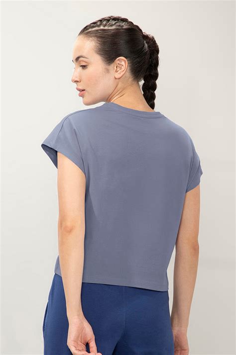 Buy Essential Crop Top - Silver Bullet | amanté