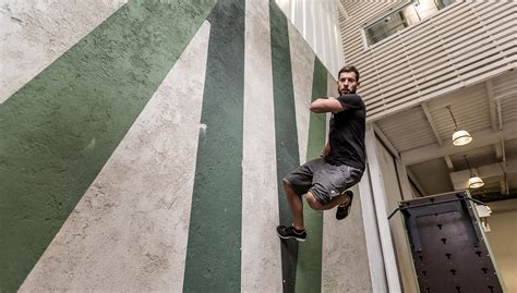 Parkour Jump Roll Bullettrun WHAT IS PARKOUR?