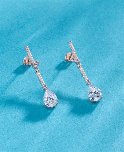 Mystical Starry Night Dangles With Timeless Appeal – Silvostyle ...