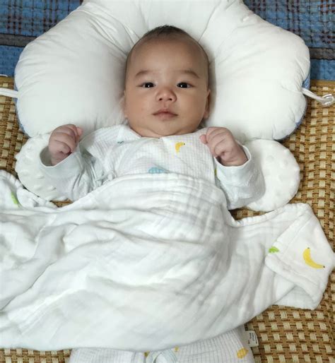 Babies spit up frequently, burping is a kind of harm, mothers should be careful - iNEWS