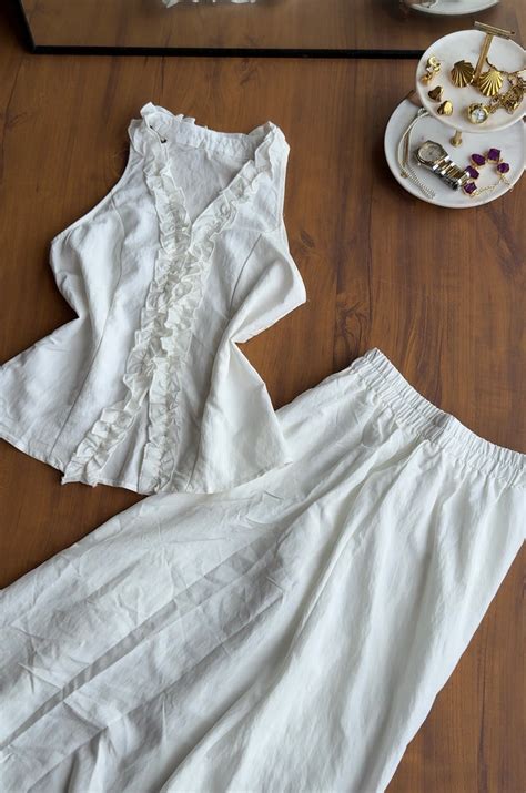 Closet Hues - A Style For Every Story! – CLOSET HUES