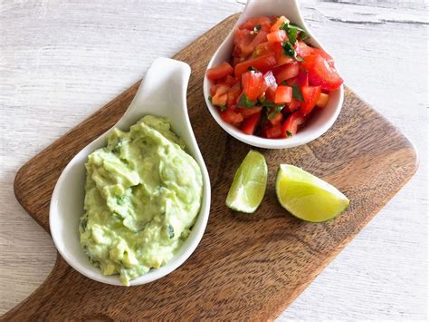 Chicken Fajitas with Creamy Guacamole & a Simple Salsa