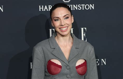 What Was Whitney Cummings Even Talking About in Her Red-Pilled Roast of 2024? | Vanity Fair