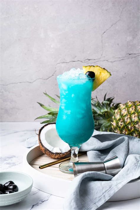 Blue Hawaiian Drink Recipe - Food Faith Fitness
