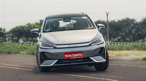 BYD eMax 7: The Ultimate EV MPV with Comfort, Range