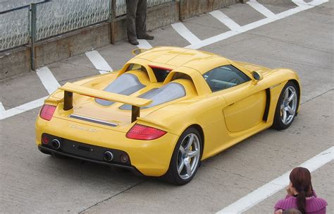 Porsche Carrera GT technical specifications and fuel economy