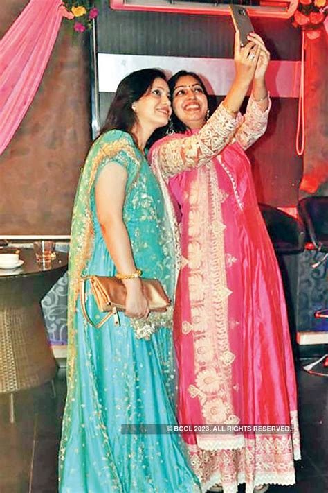Shaadi theme party- The Etimes Photogallery Page 6