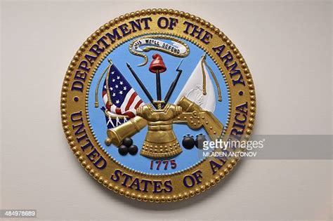571 United States Army Emblem Stock Photos, High-Res Pictures, and ...