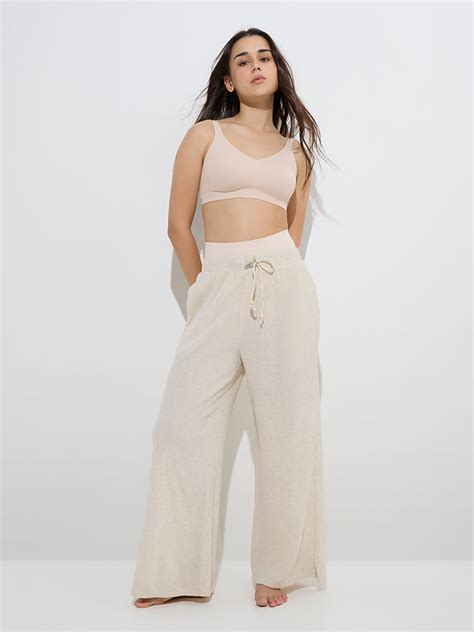 Buy Wunderlove Beige Cotton-Blend Padded Full Coverage Bra from Westside