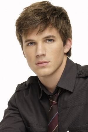 Meet the Cast of 90210