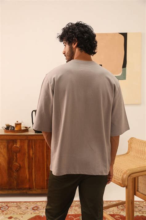 Men's Oversize T-Shirt: Get Your Comfort Now – Primal Gray