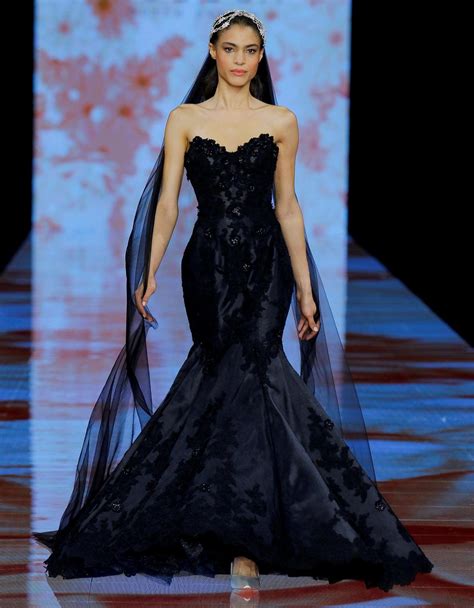 Unique Black Lace Wedding Dresses