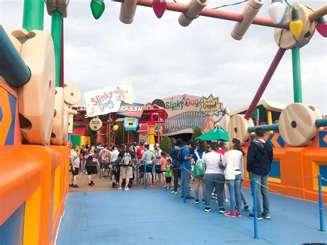 Slinky Dog Dash Review & Height Requirements