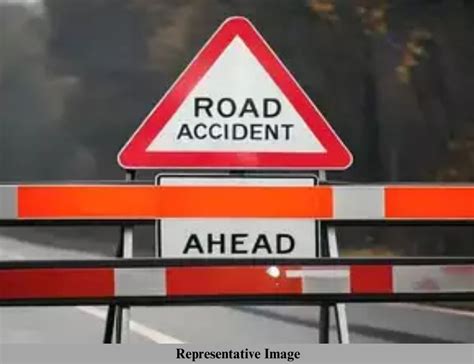 Couple injured in Ameerpet car-bike collision – Hyderabad Mail