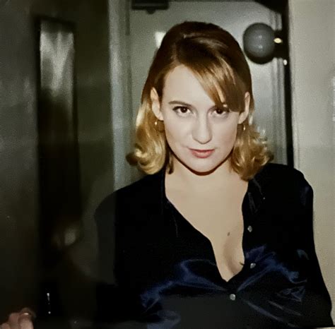 Mr Hands Horse Video