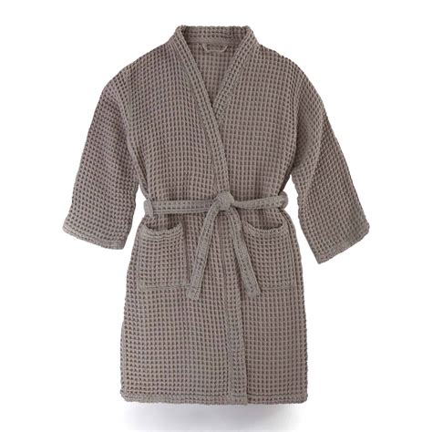 Editor's Pick: Kassatex Waffle Weave Robe - Daily Front Row