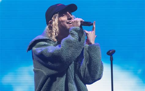 Porter Robinson announces massive world tour