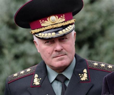 乌克兰前总参谋长被逮捕，涉嫌叛国罪：需要为丢掉克里米亚负责_军队