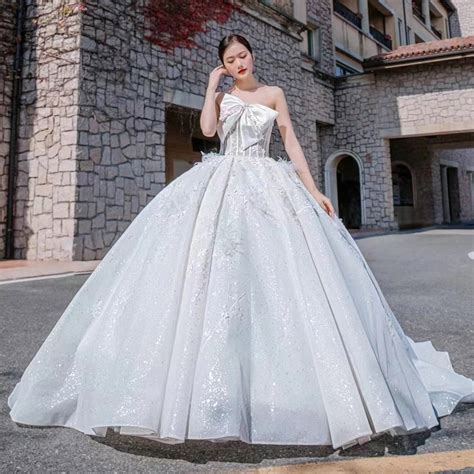Giant Ball Gown Wedding Dress