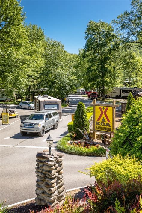 Townsend TN Campground | Family Camping & Cabin Rentals