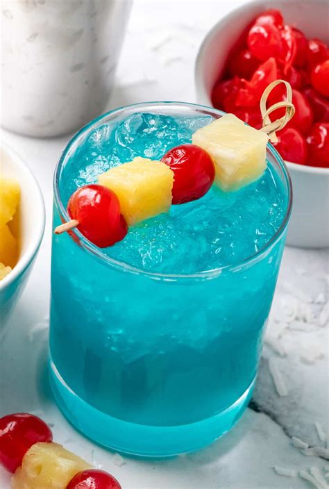 Pretty Blue Alcoholic Drinks