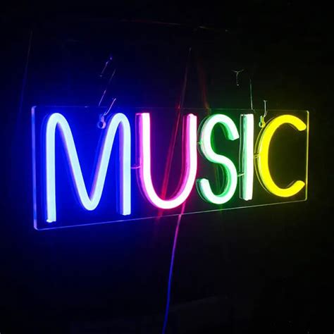 Music Store Sign 的图像结果