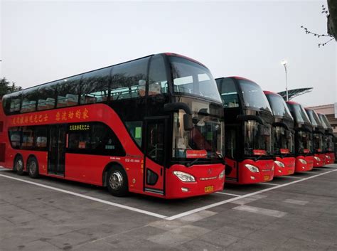 交运旅游观光巴士、老青岛游线路邀请65岁以上老年人免费乘车_崂山