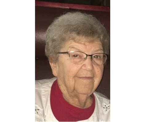 Sue Tucker Obituary (2025) - Lynchburg, VA - The News & Advance