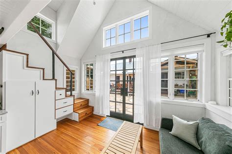 Custom Modern Farmhouse Guest House in Burnsville, NC