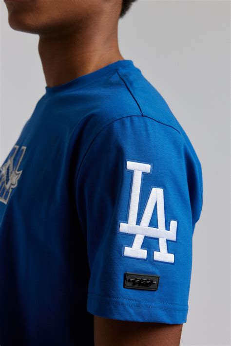 Pro Standard MLB Los Angeles Dodgers Team Logo Embroidered Tee | Urban ...