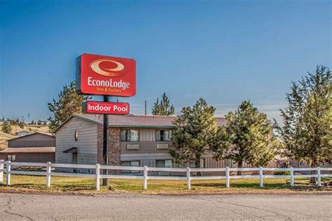 ECONO LODGE INN & SUITES MADRAS CHATEAU INN - Hotel Reviews, Photos ...