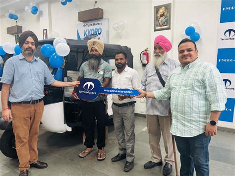 Terra Motors Launches L5 Electric Auto Showroom in Amritsar, Expands ...
