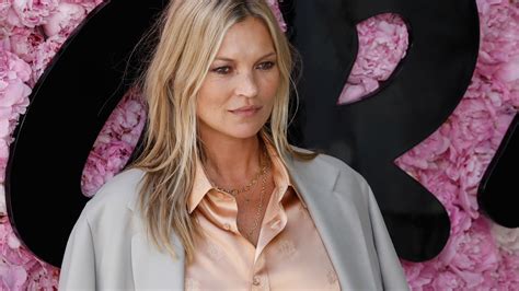 Kate Moss, los 50 años salvajes de una antimodelo que siempre renace ...