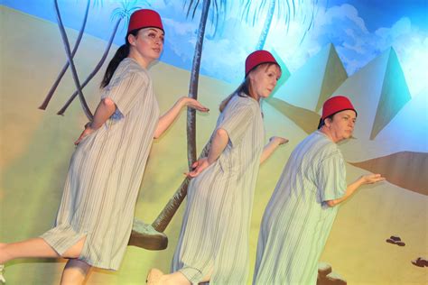 Aladdin Pantomime Finale 2018 的图像结果