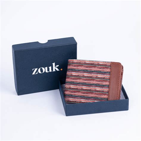 Classic Sleek Men's Wallet - Goan Waves