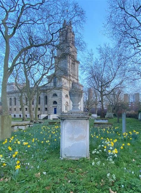 St Anne's Churchyard - London