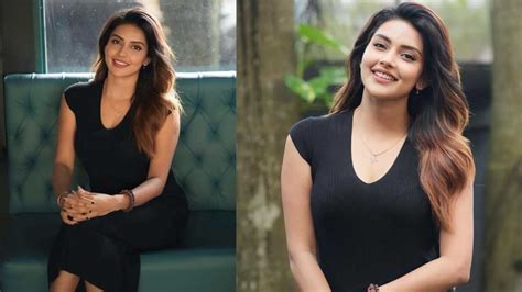 Top 10 Most Gorgeous Actresses Of Malayalam Film Industry In 2023