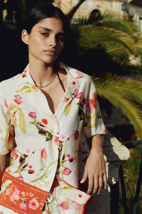 Loose-fit resort shirt - White/Patterned - Ladies | H&M IN