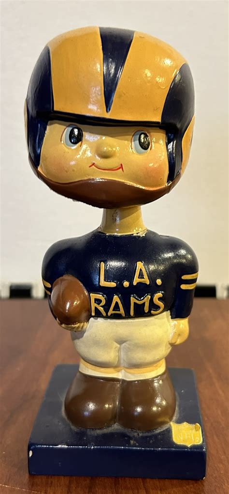 Lot Detail - 60's LOS ANGELES RAMS "SQUARE BASE" BOBBING HEAD