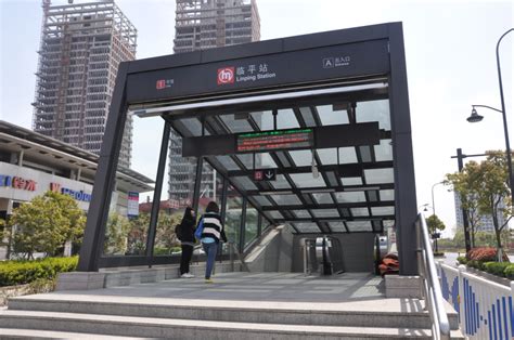 杭州地铁5号线出入口，杭州地铁5号线周边建筑-杭州本地宝