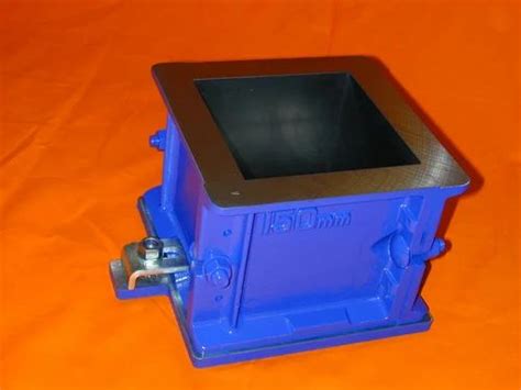 Cube Molds - Cube Mould 150 X 150 Mm Manufacturer from New Delhi